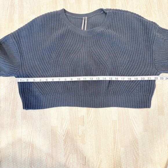 Anthropologie Chunky Knit Cropped Sweater Size Large - Picture 6 of 7